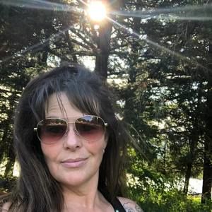 Meet your Posher, Stacy